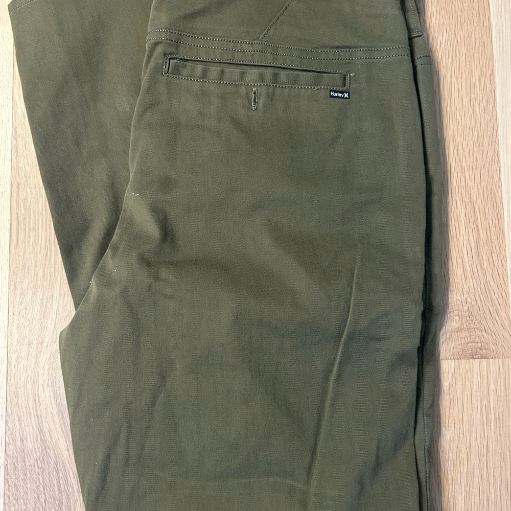 NWOT Hurley green pants 32x32